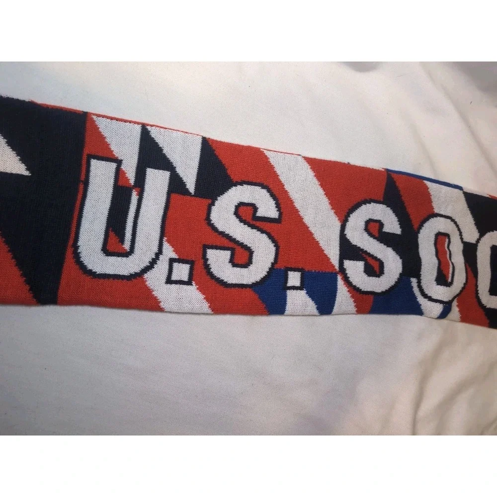 USA U.S Soccer Futbol Scarf FIFA World Cup Icon Sports Official Merch